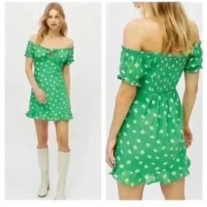 Urban Outfitters Dress Magpie Green Daisy Off Shoulder sz small